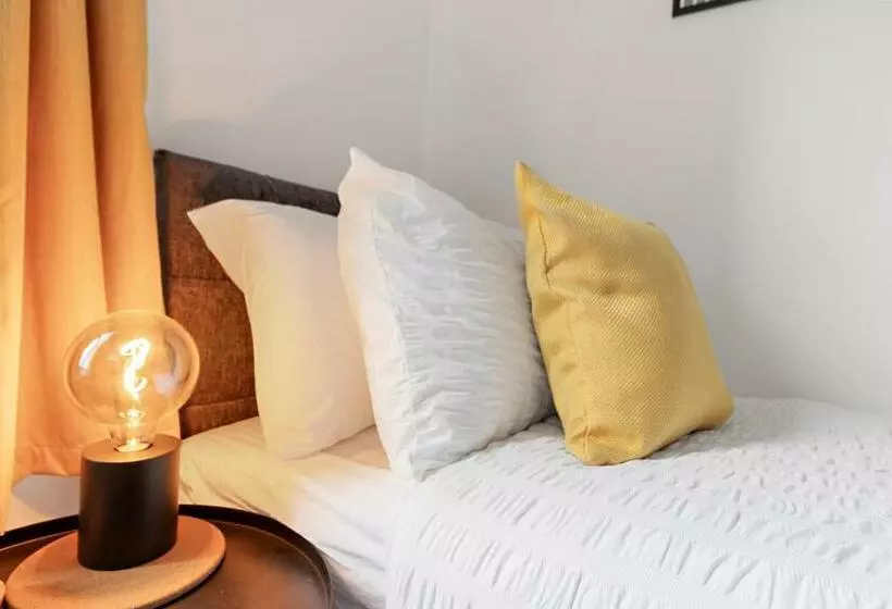 Church View By Staytor Accommodation