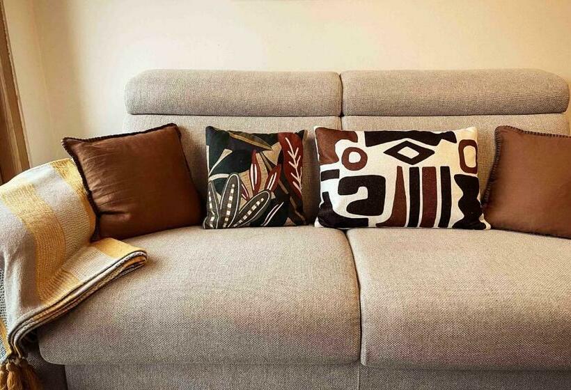 Charming Ski & Golf Retreat In Verbier