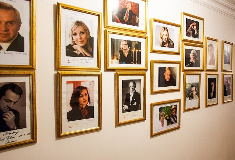 Arensburg Boutique Hotel & Spa