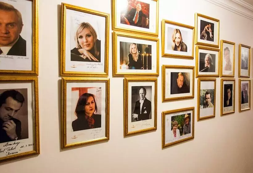 Arensburg Boutique Hotel & Spa