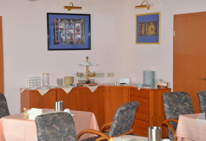 Central Inn Hotel Garni
