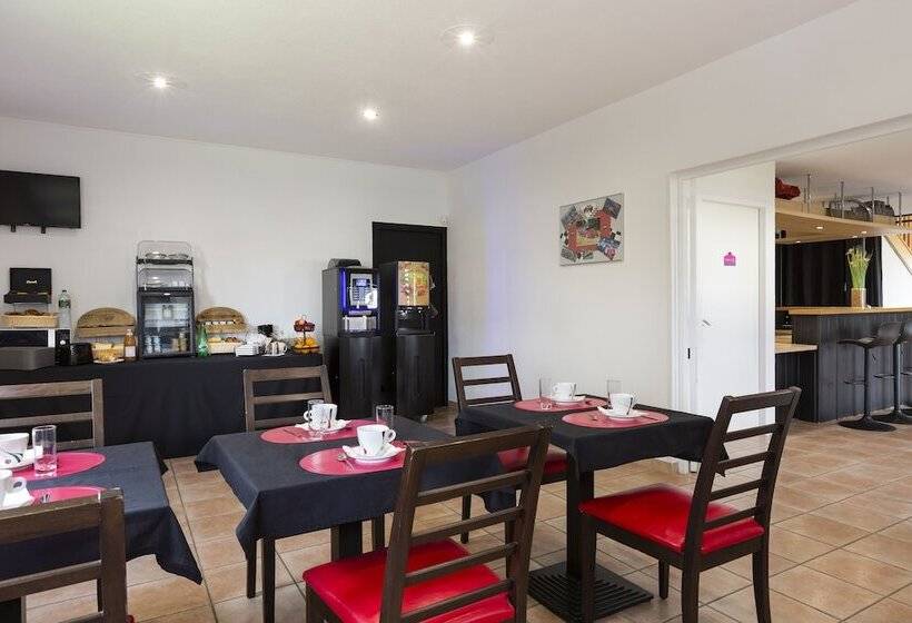 Enzo Hotels Chartres Mainvilliers By Kyriad Direct