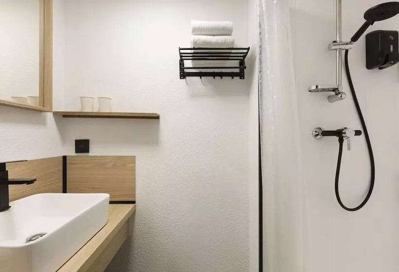 Enzo Hotels Chartres Mainvilliers By Kyriad Direct