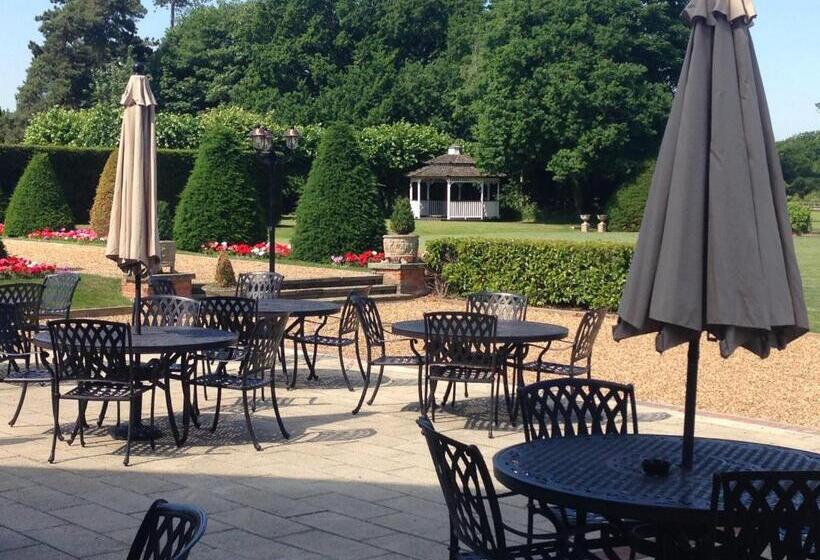 Greenwoods Hotel & Spa