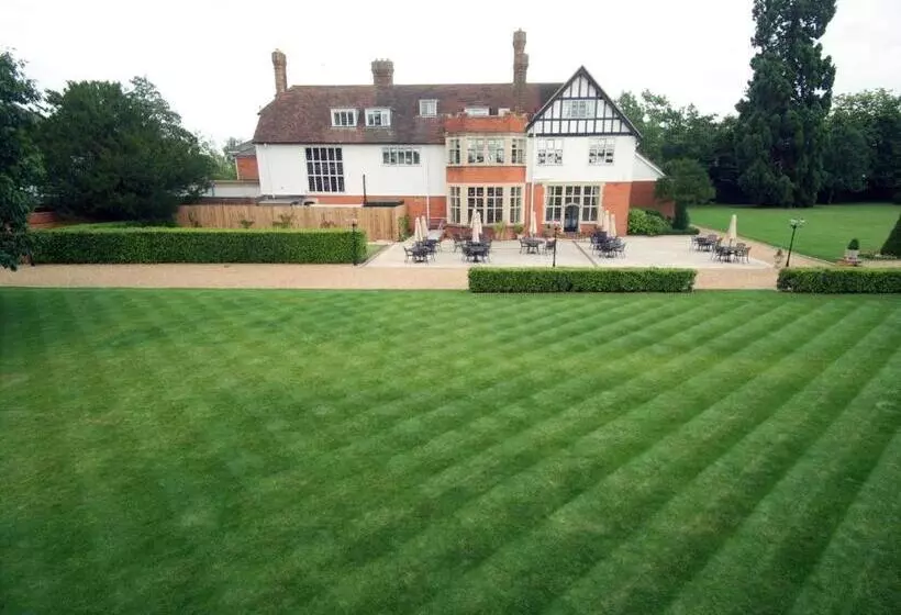 Greenwoods Hotel & Spa