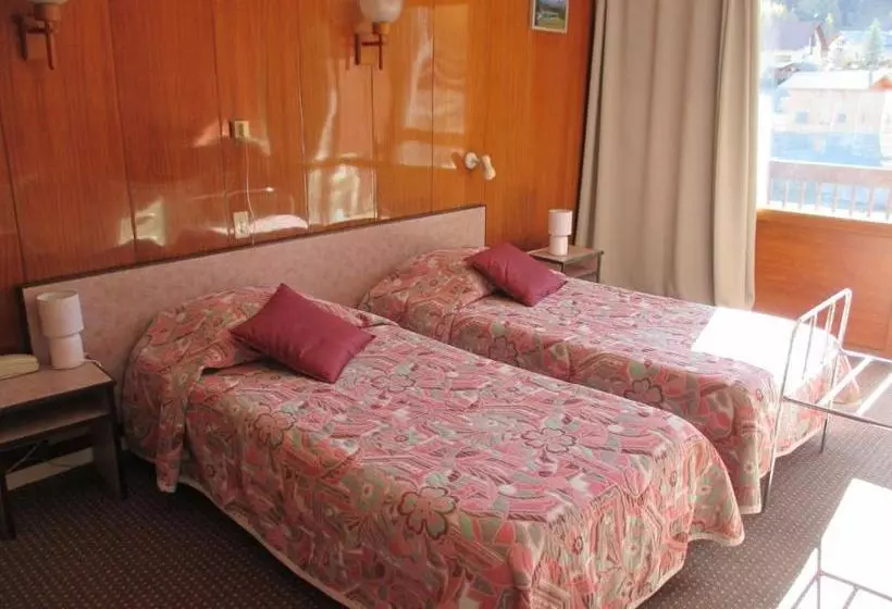 Отель Hôtel L'adrech De Lagas