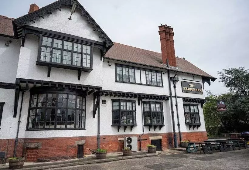 ホテル Bridge Inn By Greene King Inns