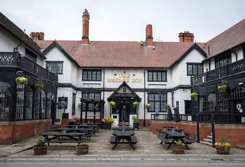 ホテル Bridge Inn By Greene King Inns