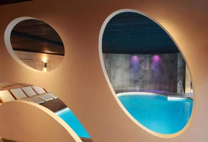 هتل De La Jamagne & Spa