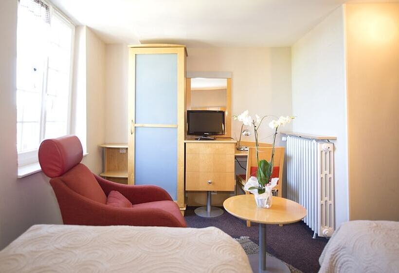 Отель Hôtel Restaurant Le Plaisance