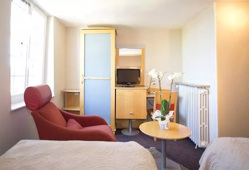 هتل Hôtel Restaurant Le Plaisance