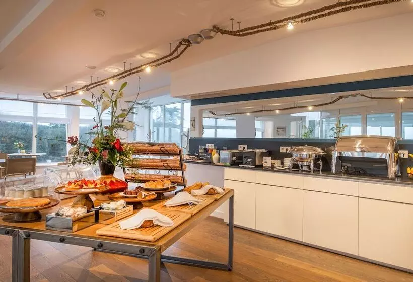 Отель Le Grand Large