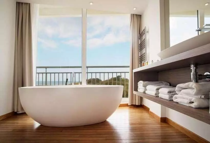 Отель Le Grand Large