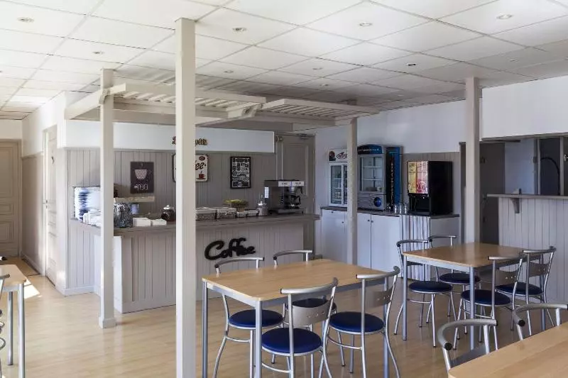 هتل Initial By Balladins Blois