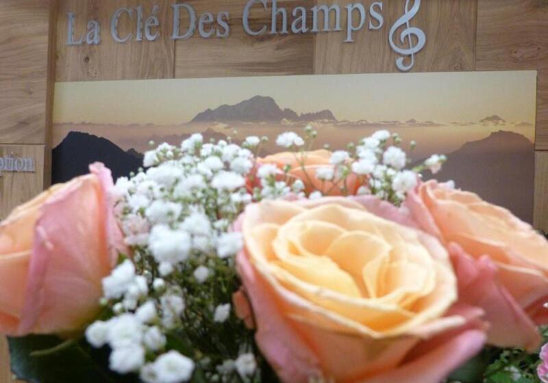 호텔 La Clé Des Champs