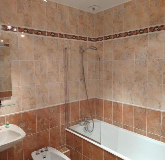 호텔 La Croix De Vernuche