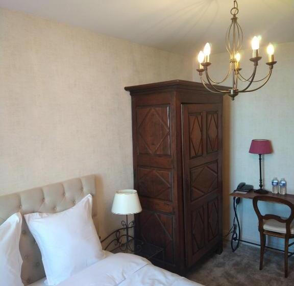 호텔 La Croix De Vernuche