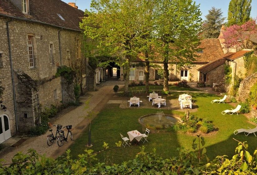 Hotel Logis Hôtel Le Relais Louis Xi