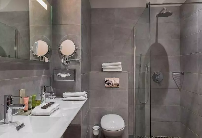 Отель Manoir De Kerhuel De Quimper