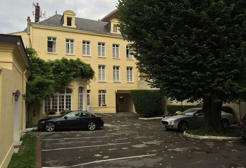 בית מלון כפרי Memorial