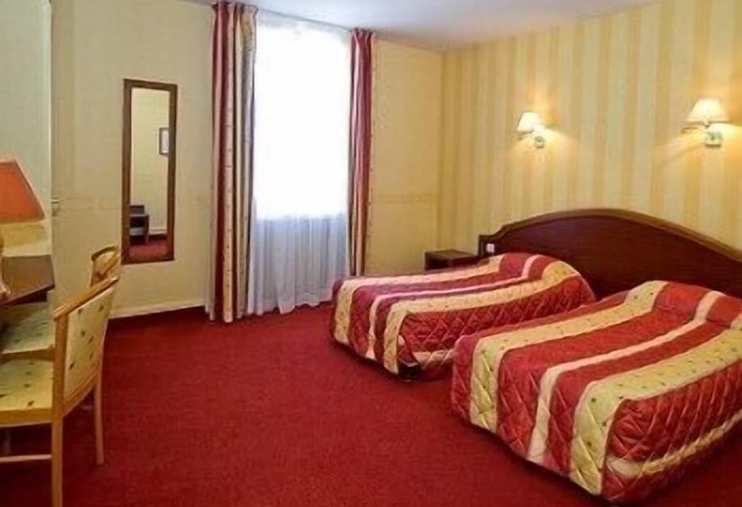 فندق Hôtel Les Platanes