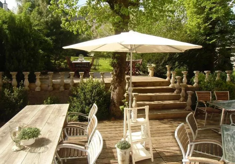 Отель Hôtel De La Providence