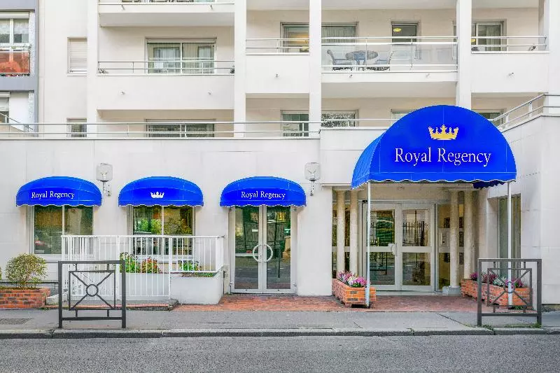 Otel Royal Regency Paris Vincennes