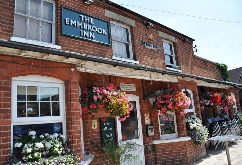 فندق The Emmbrook Inn