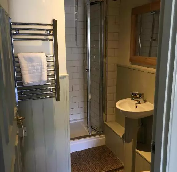 هتل The Golden Pheasant