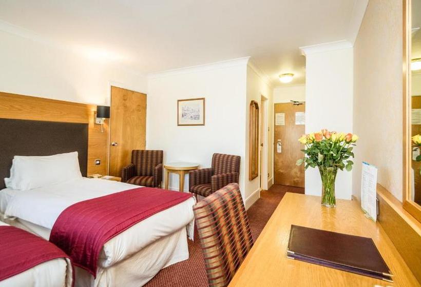 ホテル Three Counties