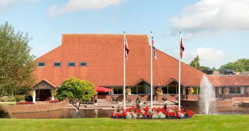 호텔 Three Counties