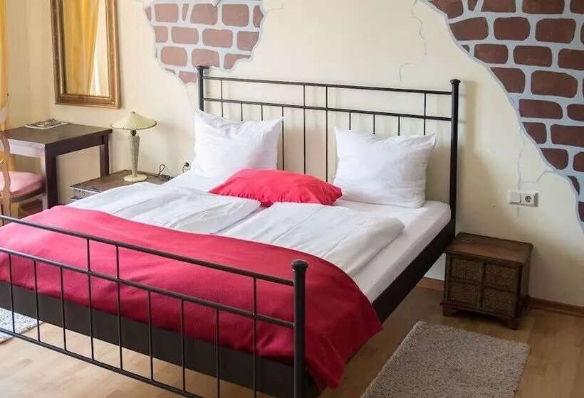 هتل Villa Zoe St Wendel