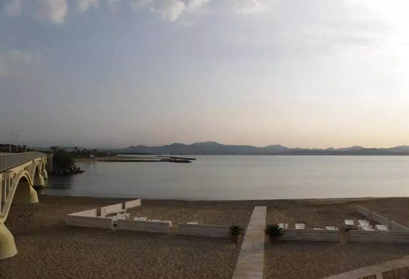 فندق على الطريق Hôtel Athéna