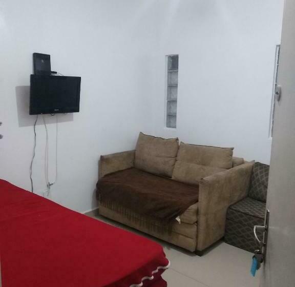 Apartamento Praia Grande Canto Do Forte, A 200 Metros Da Praia, A 2 Minutos A Pé Até A Praia