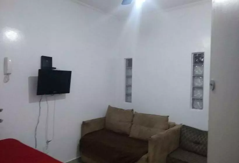Apartamento Praia Grande Canto Do Forte, A 200 Metros Da Praia, A 2 Minutos A Pé Até A Praia