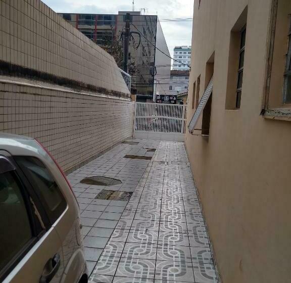 Apartamento Praia Grande Canto Do Forte, A 200 Metros Da Praia, A 2 Minutos A Pé Até A Praia
