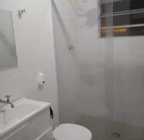 Apartamento Praia Grande Canto Do Forte, A 200 Metros Da Praia, A 2 Minutos A Pé Até A Praia