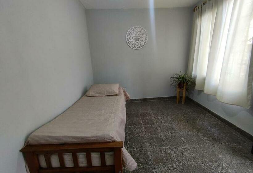 Casa Barrio Sur Comoda