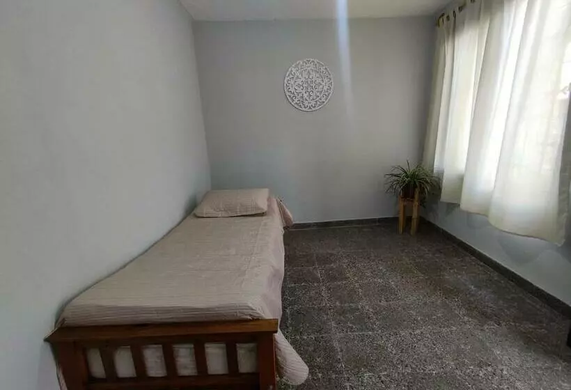 Casa Barrio Sur Comoda