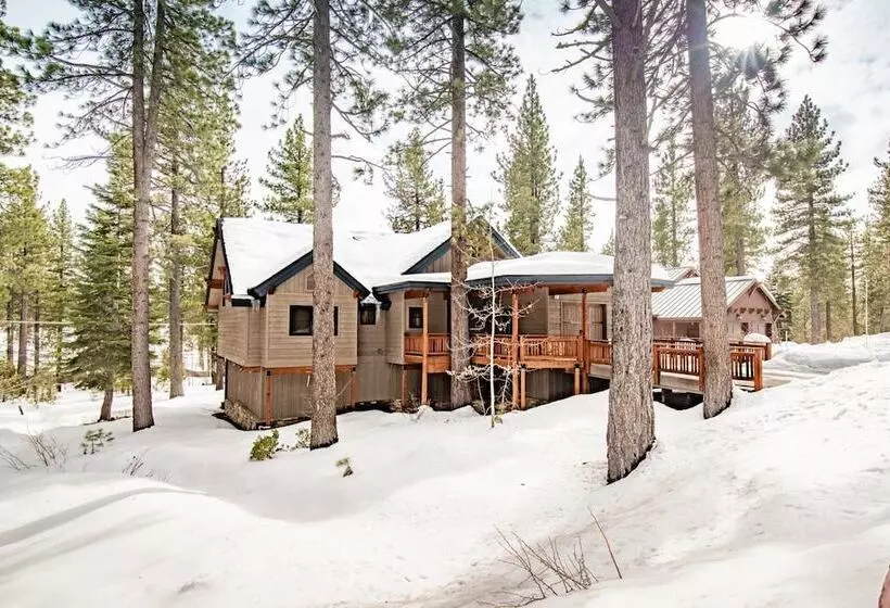 Coyote Moon By Avantstay Cabin Wsauna Mins From Dt Truckee & Northstar