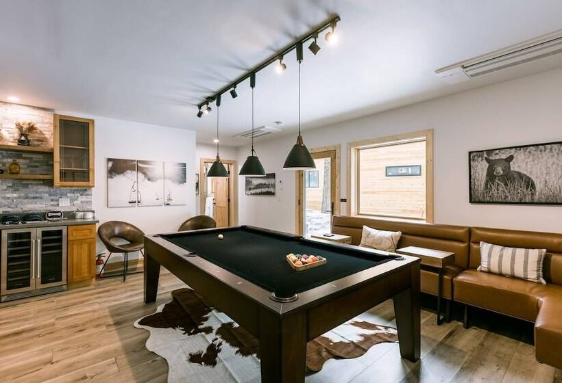 Coyote Moon By Avantstay Cabin Wsauna Mins From Dt Truckee & Northstar