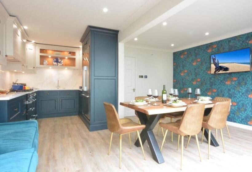 The Red Brick House, Aldeburgh