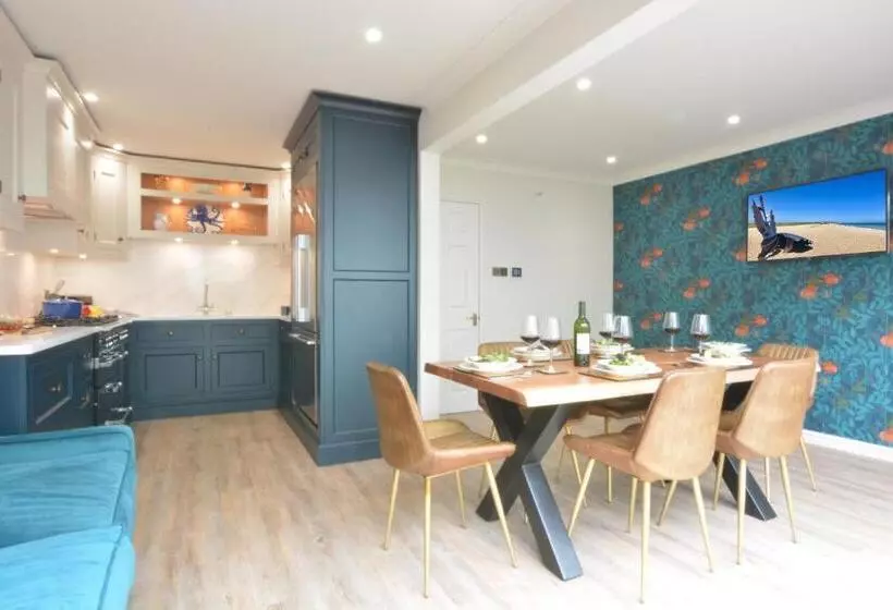 The Red Brick House, Aldeburgh