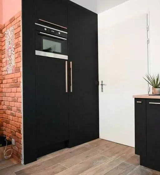 Appartement Cosy & Moderne à 180m De La Plage