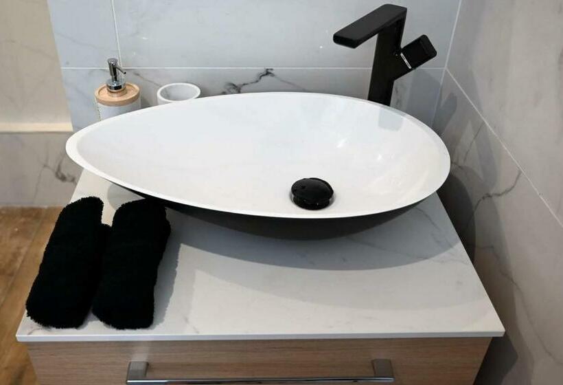 Appartement Cosy & Moderne à 180m De La Plage