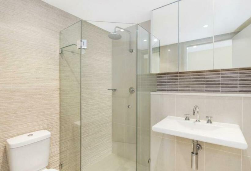 Edge Luxury Apartment   Close To Beach