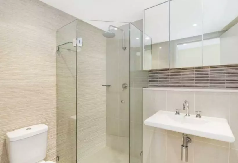 Edge Luxury Apartment   Close To Beach