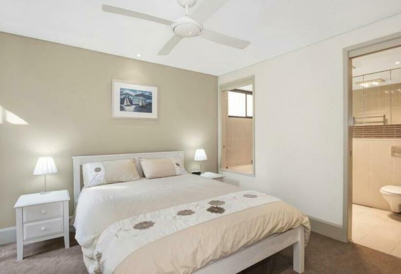 Edge Luxury Apartment   Close To Beach