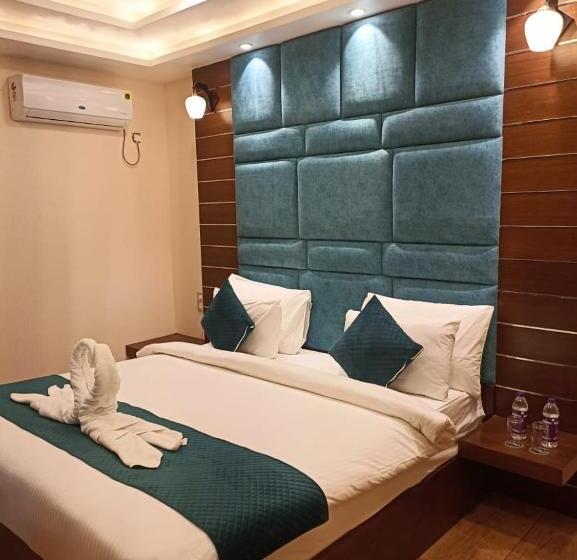 בית מלון כפרי Vivaan Regency