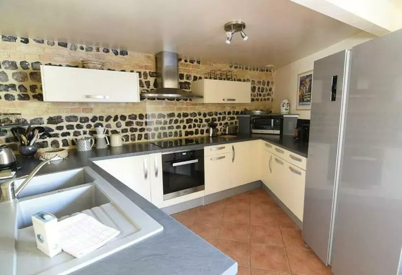 Les Falaises De L Estran